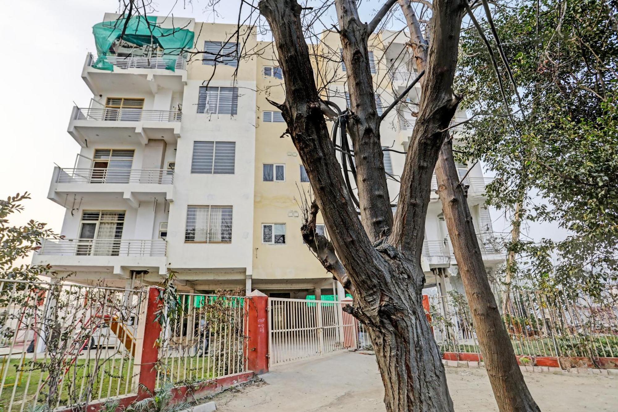 Oyo Home Green View Appartments Beas Bagian luar foto