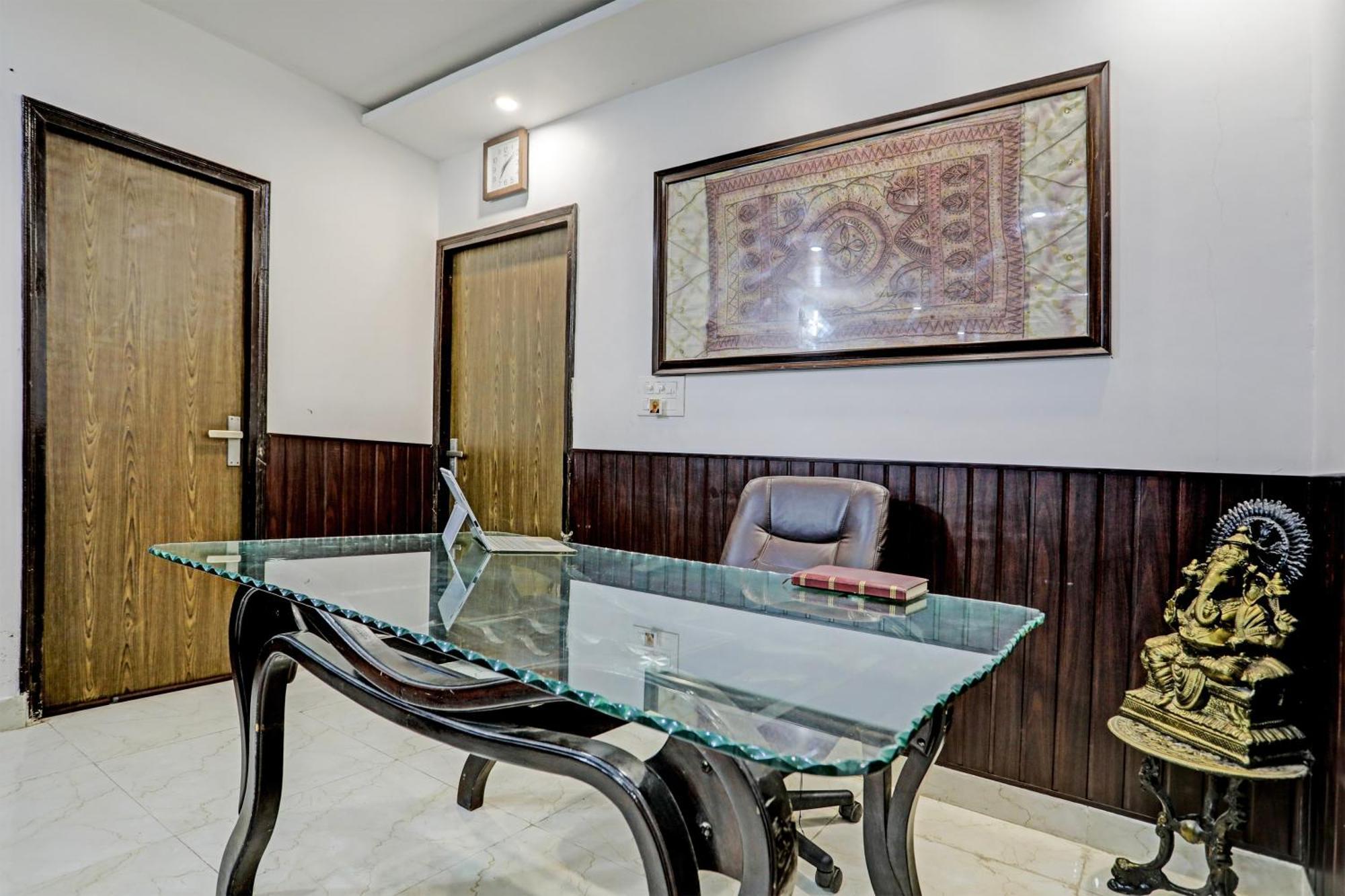 Oyo Home Green View Appartments Beas Bagian luar foto