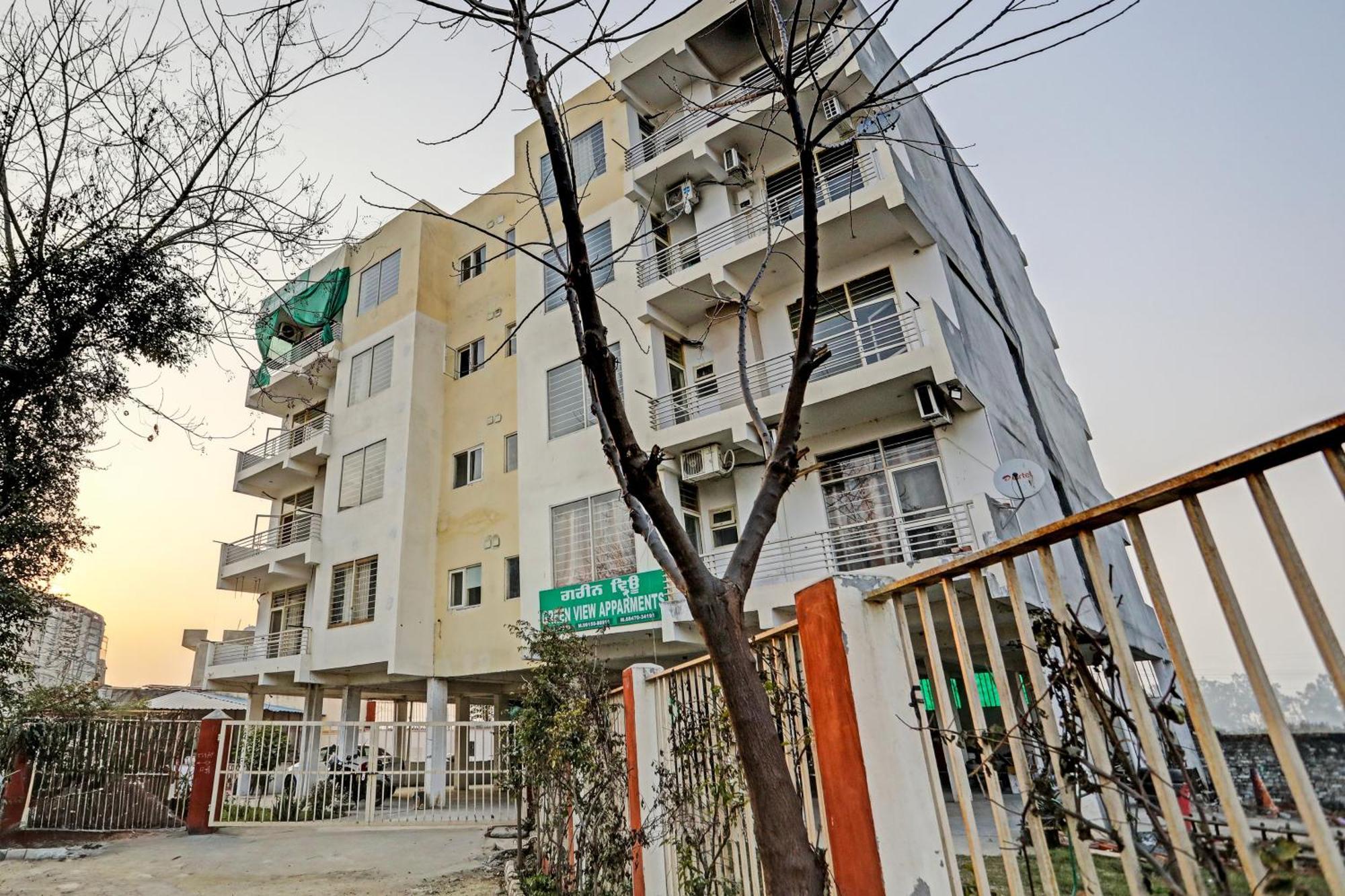 Oyo Home Green View Appartments Beas Bagian luar foto